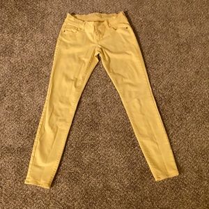 Yellow old Navy skinny pants